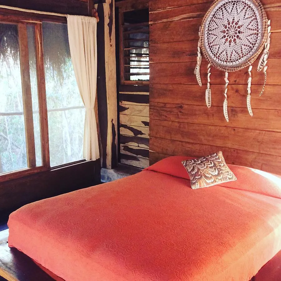 Escarabajo Rojo Bed & Breakfast Tulum